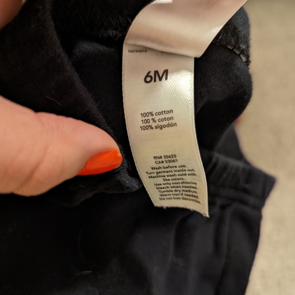 Black and Red Carter's Vest Set - Picture 5 of 9